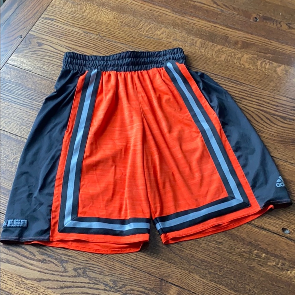 ADIDAS SHORTS-SZ M